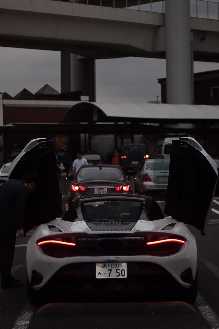 McLaren, opened up